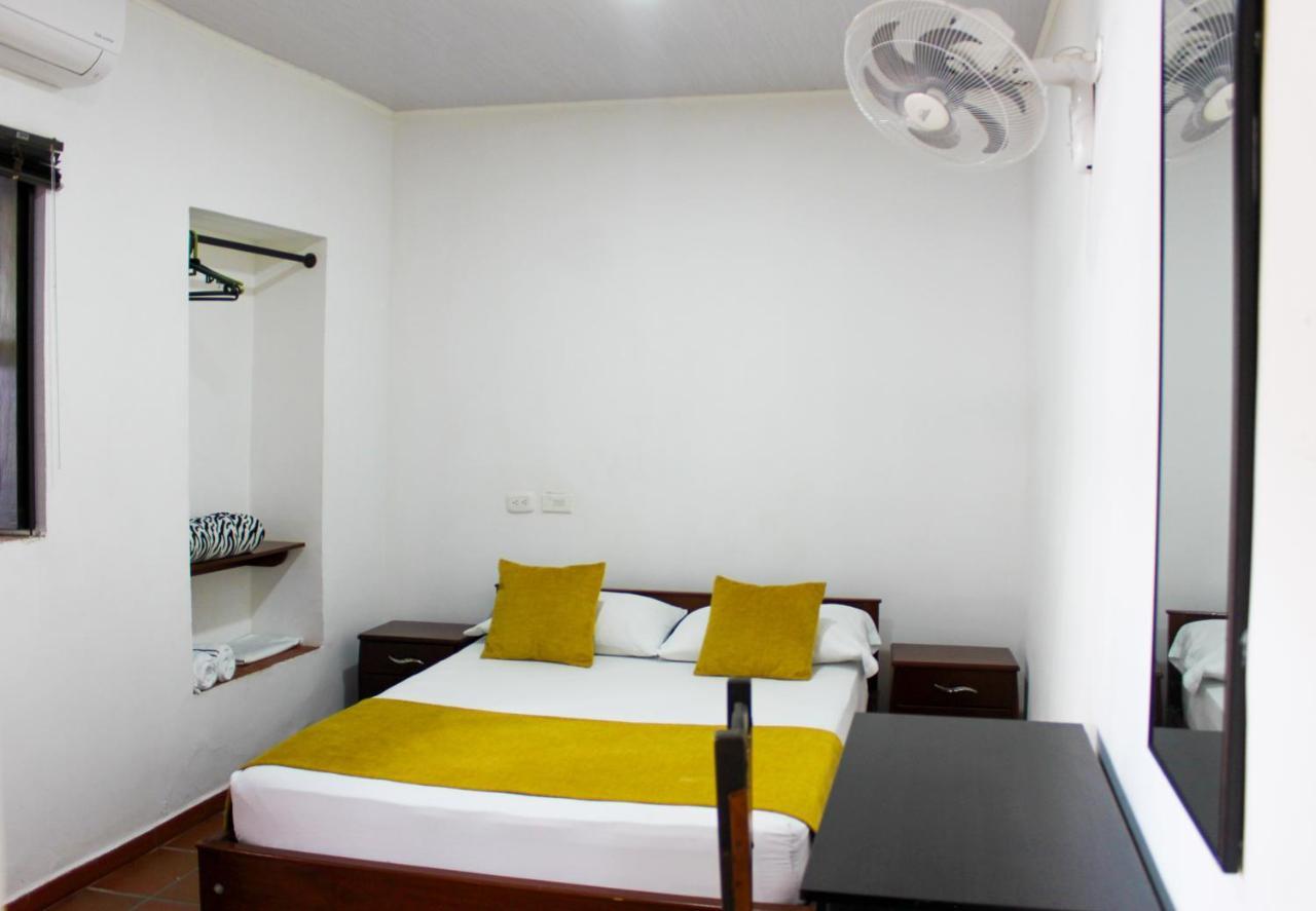 Hotel Colonial San Felipe Giron Exterior photo