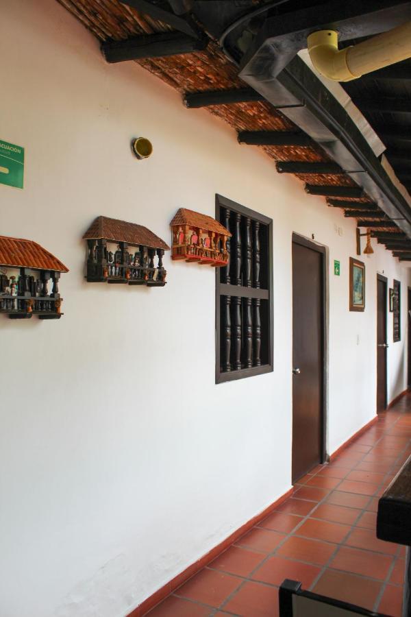 Hotel Colonial San Felipe Giron Exterior photo