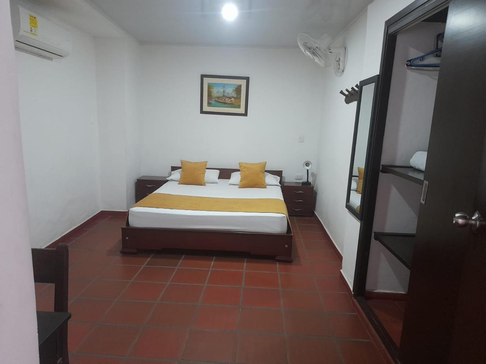 Hotel Colonial San Felipe Giron Exterior photo