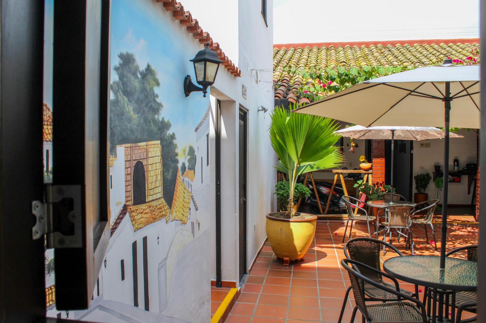 Hotel Colonial San Felipe Giron Exterior photo